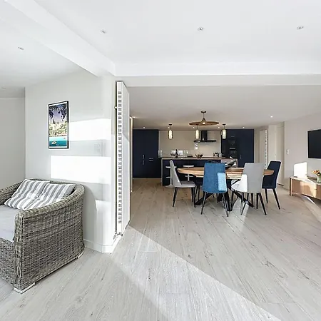 Le Vent D'avril By Interhome * Pornic